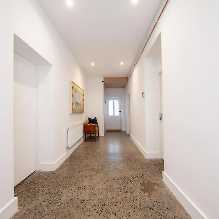 Stunning And Modern 2 Bedroom In Stoneybatter ダブリン