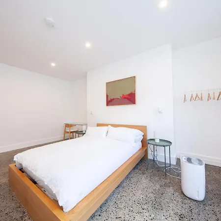 Stunning And Modern 2 Bedroom In Stoneybatter Dublin