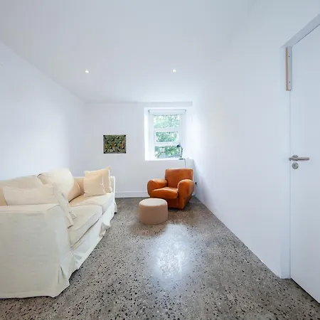 Stunning And Modern 2 Bedroom In Stoneybatter
