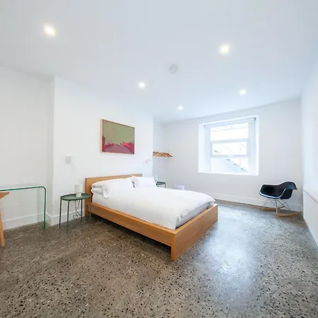 Stunning And Modern 2 Bedroom In Stoneybatter *